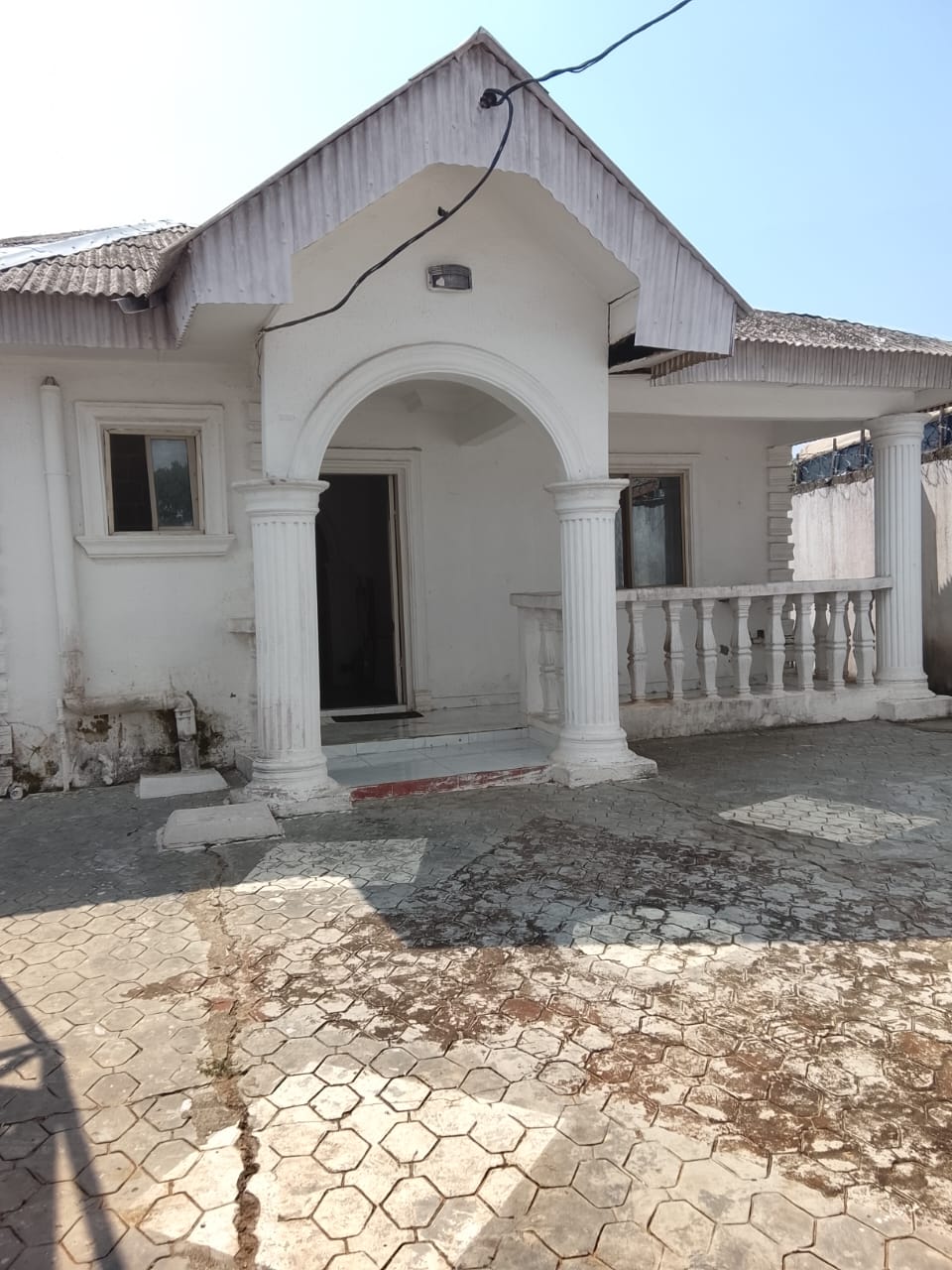 5 Bedroom Bungalow (Self compound).