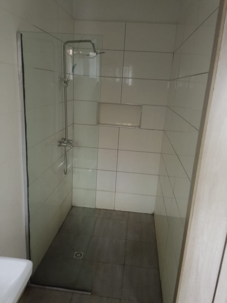 2 Bedroom Unfurnished Flat.