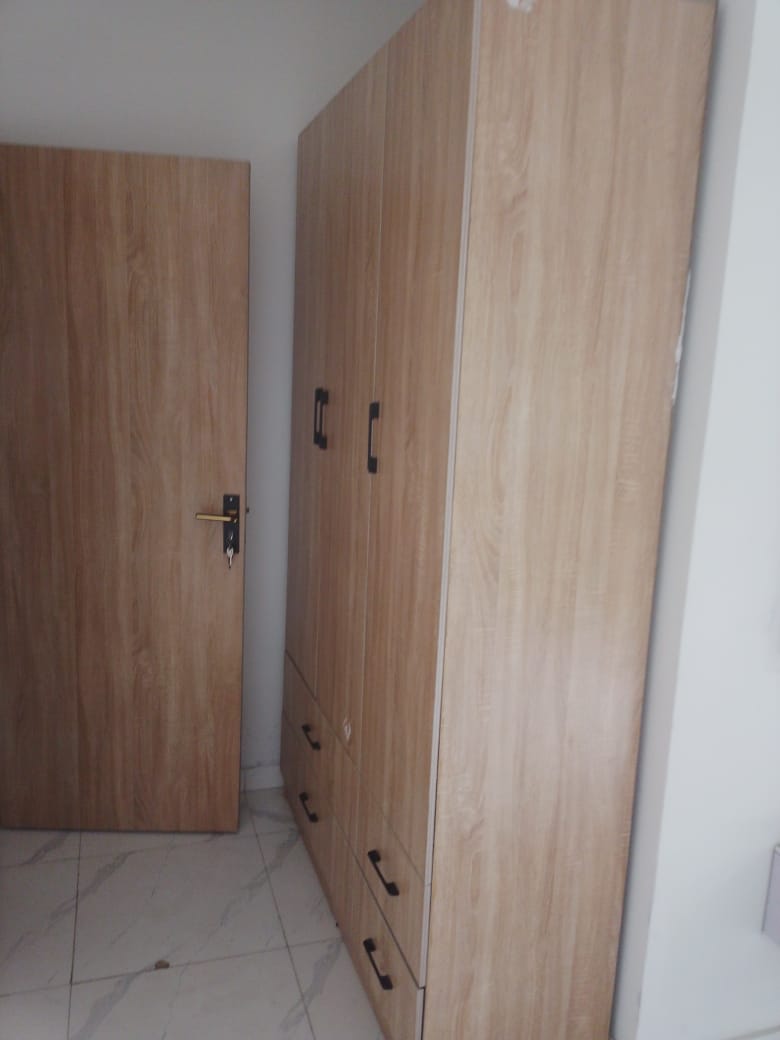 2 Bedroom Unfurnished Flat.