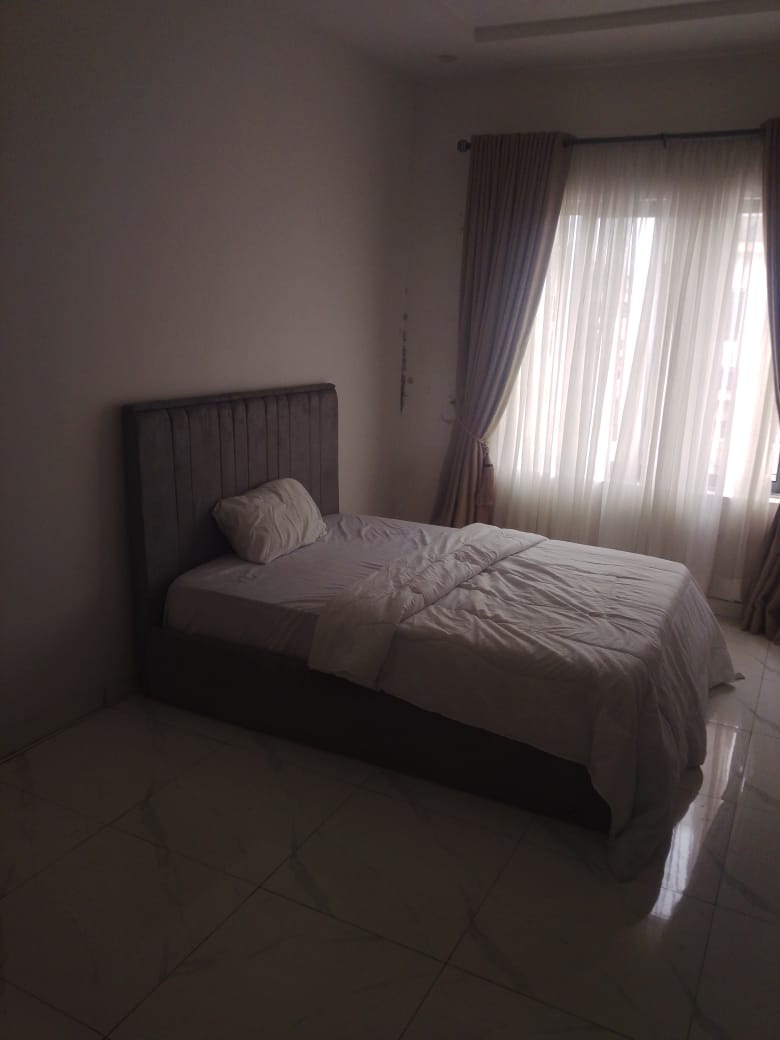 2 Bedroom Furnished Flat.
