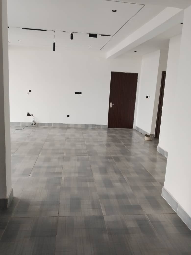 1 Bedroom Block of Flat