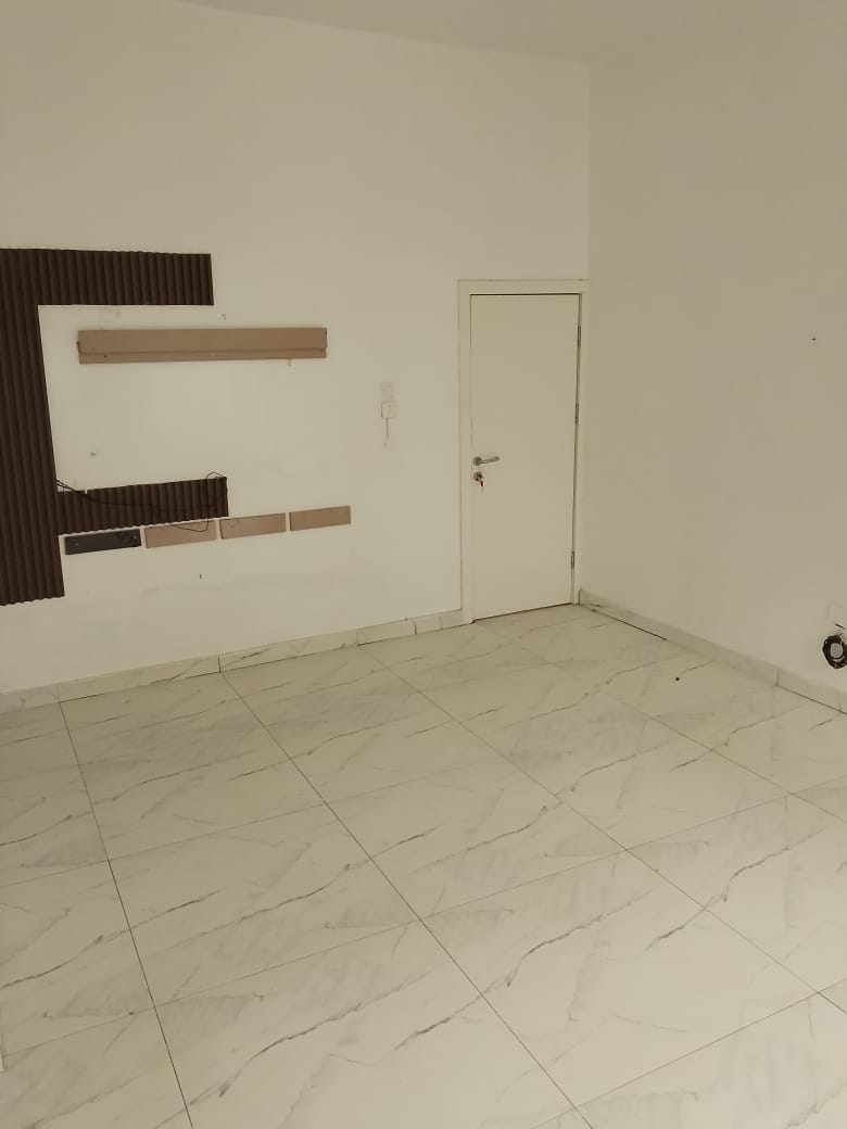 4 Bedroom Duplex for SALE: