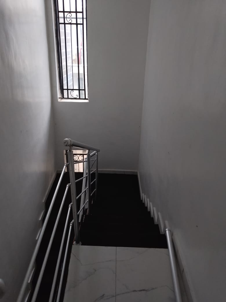 4 Bedroom Duplex for SALE: