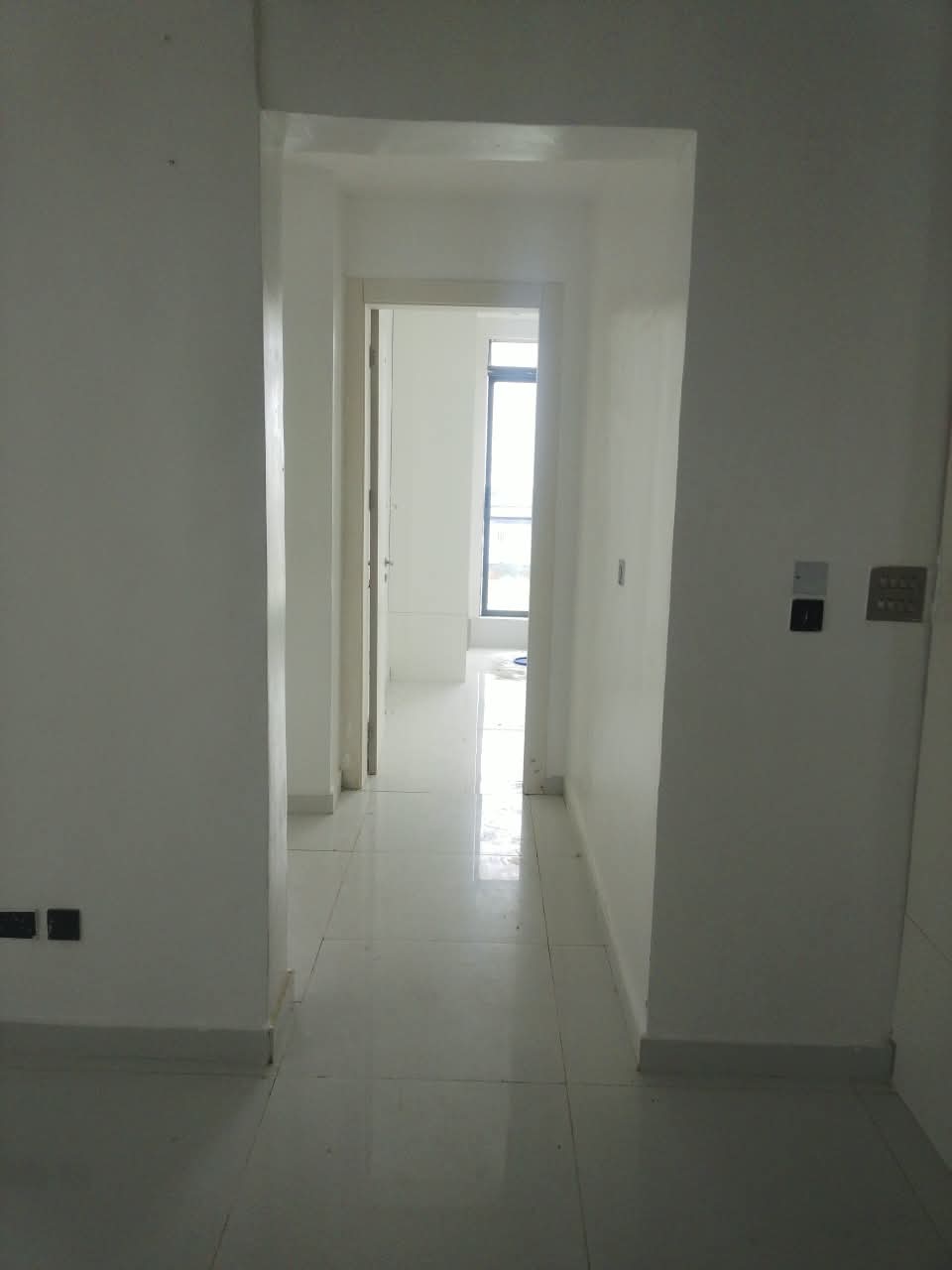3 Bedroom Flat for SALE at Lamorde Apartment: