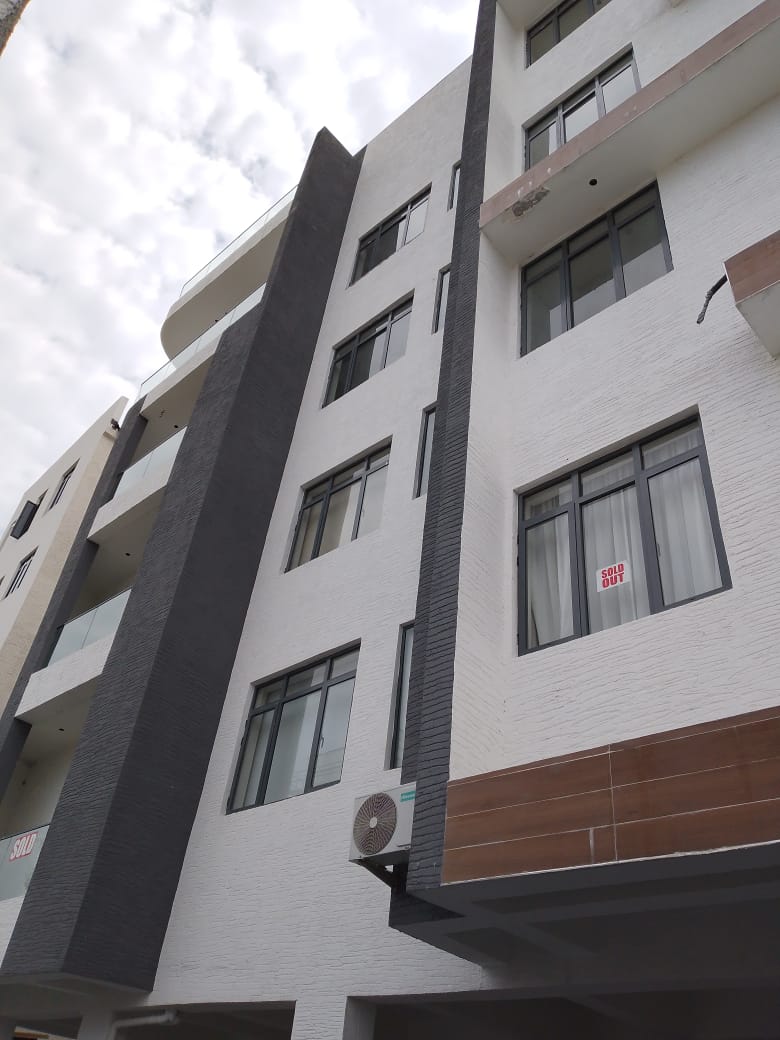 2 Bedroom Flat for SALE at Lamorde Apartments:
