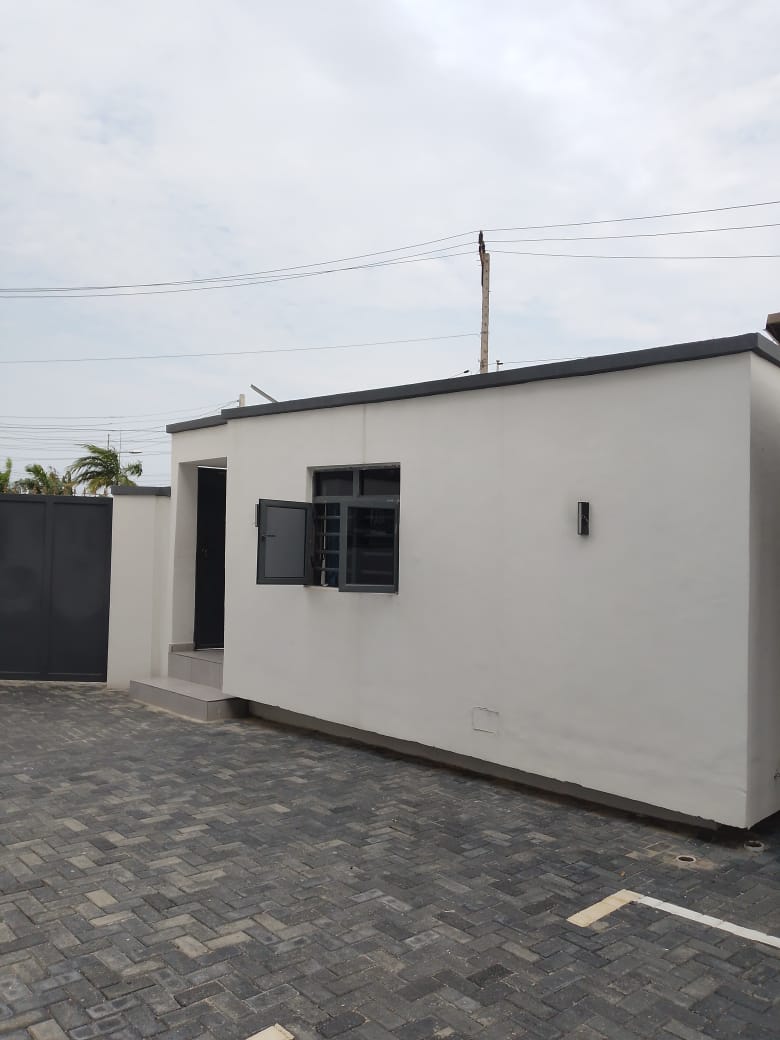 2 Bedroom Flat for SALE: