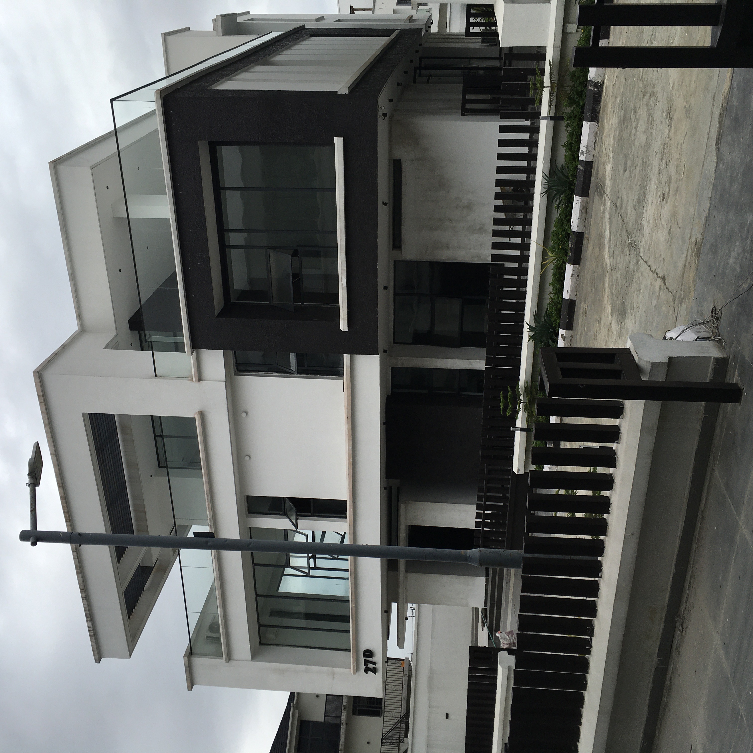 5 Bedroom Fully Furnished Duplex