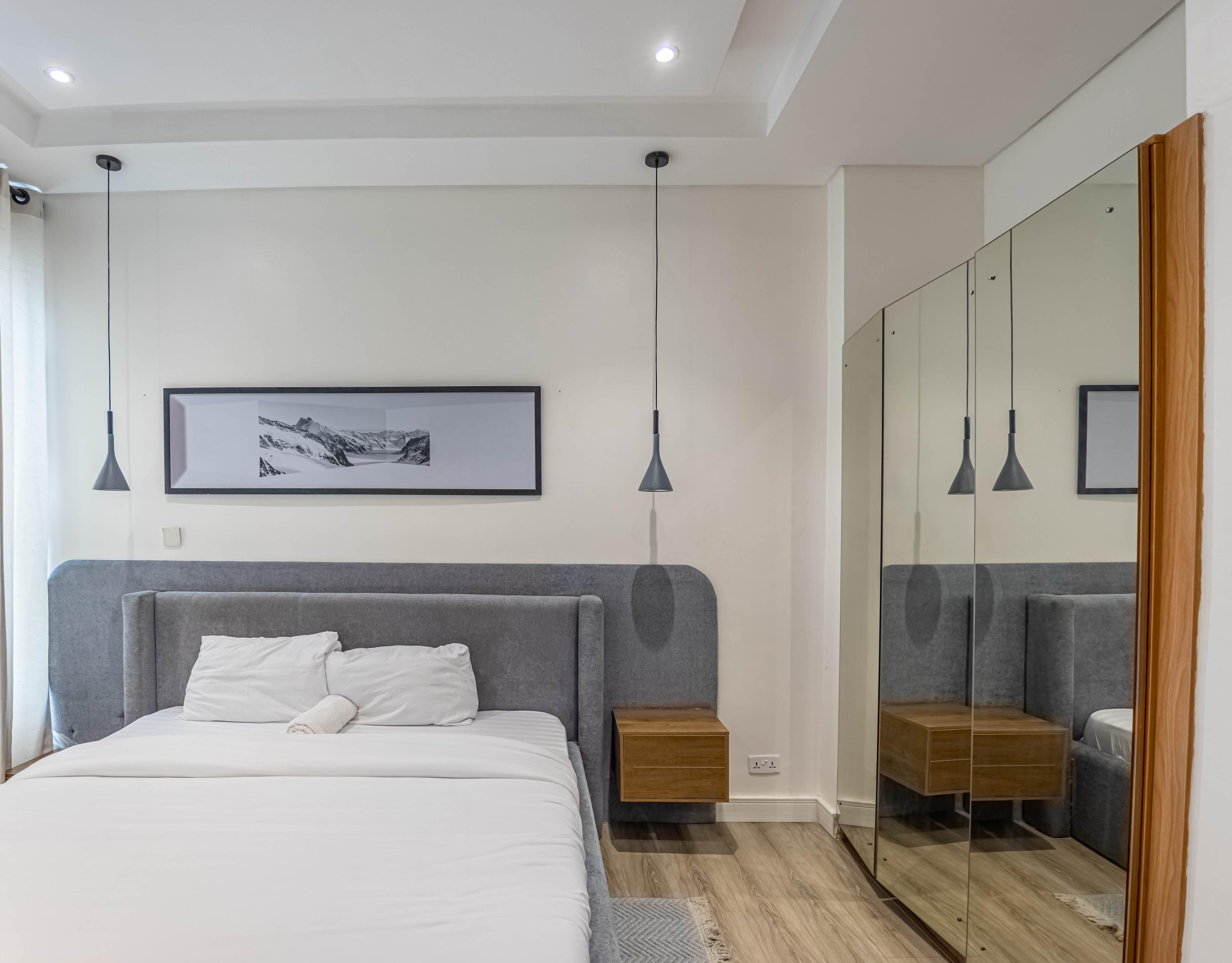 3 Bedroom Furnished Flat for SALE: