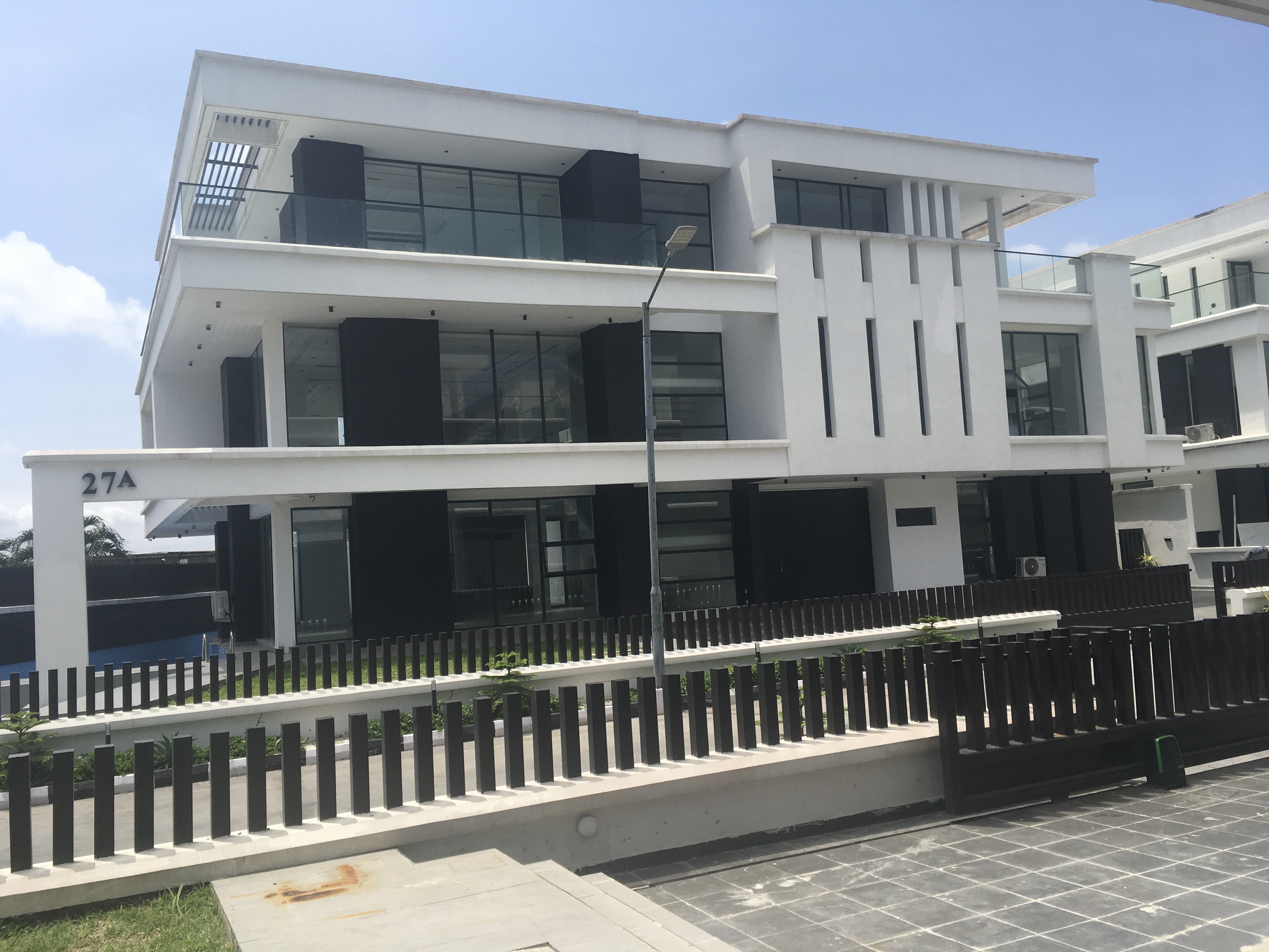 5 Bedroom Semi Detached Duplex