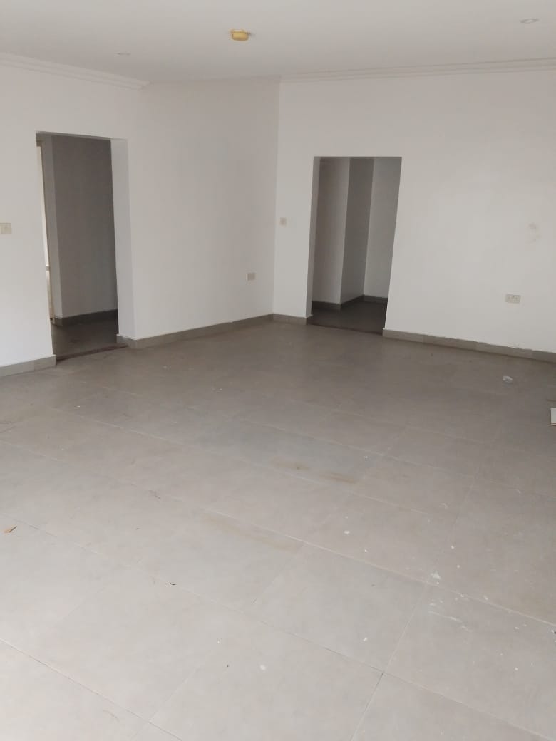 3 Bedroom Flat for SALE: