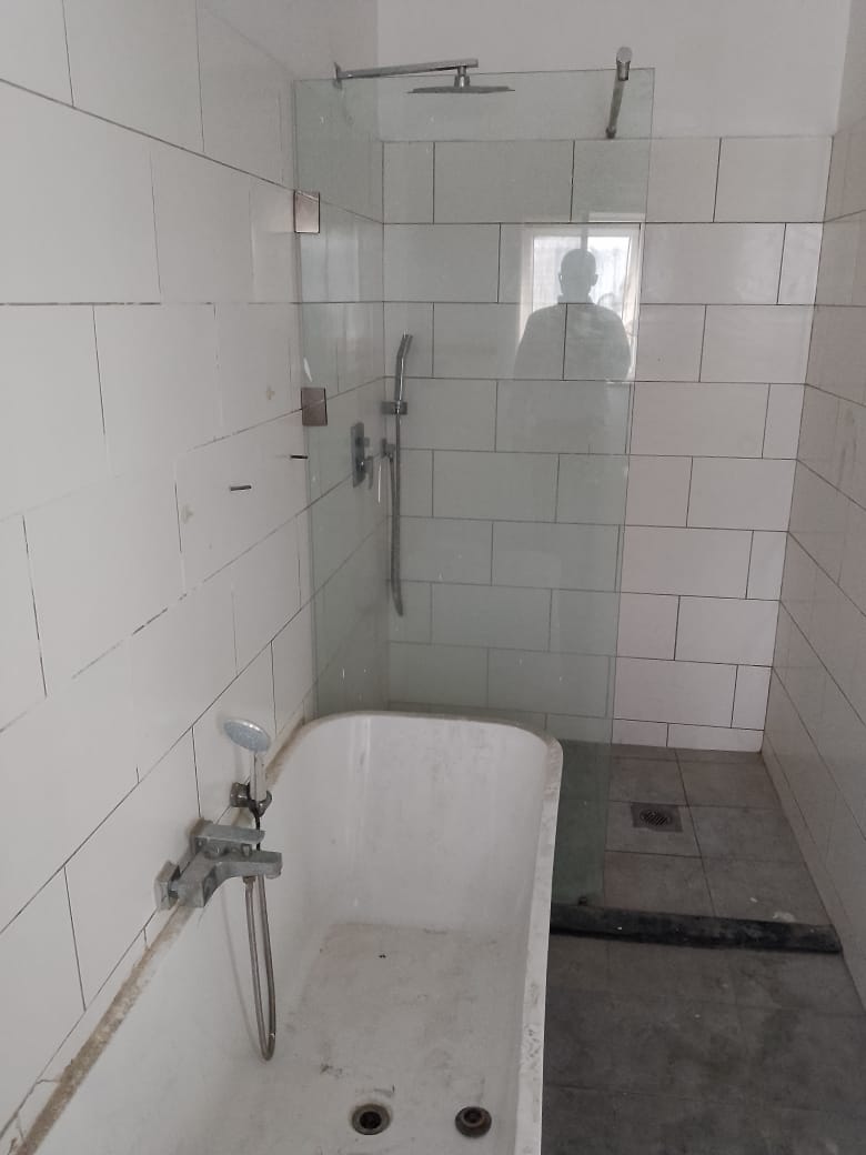 3 Bedroom Flat for SALE: