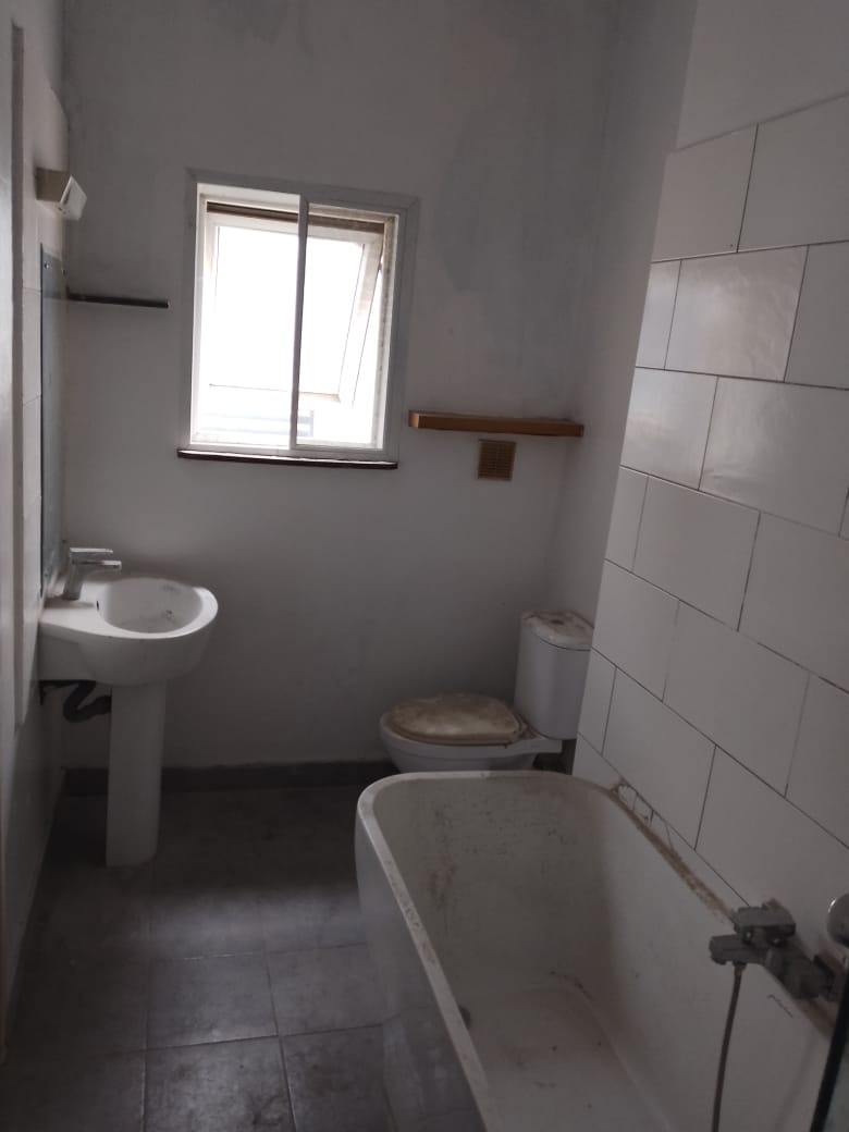3 Bedroom Flat for SALE: