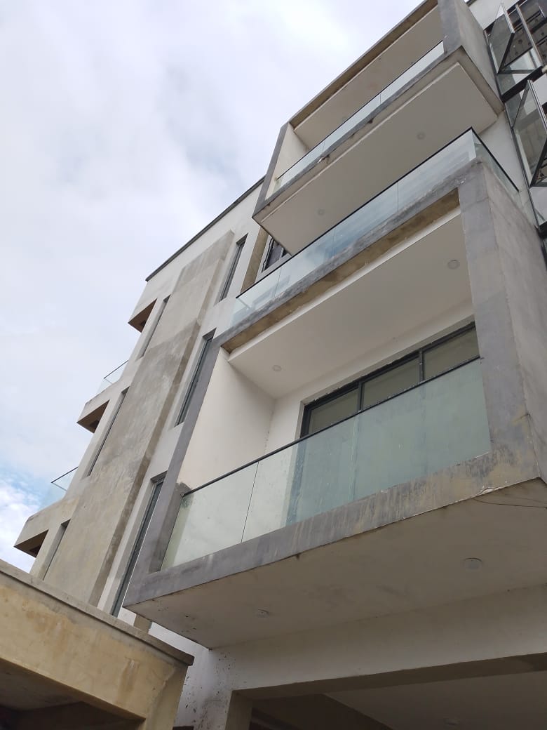3 Bedroom Flat for SALE: