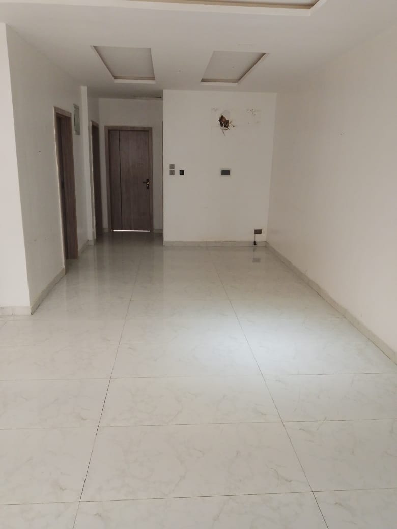 2 Bedroom Flat for SALE: