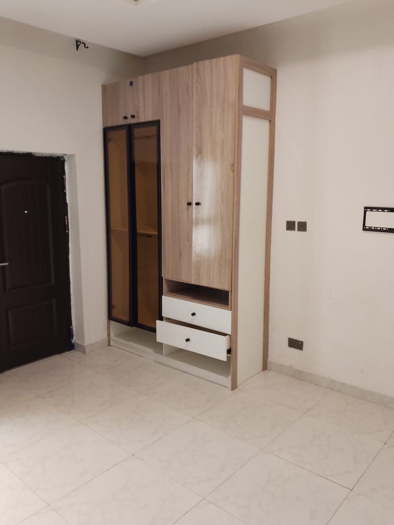 2 Bedroom Flat for SALE: