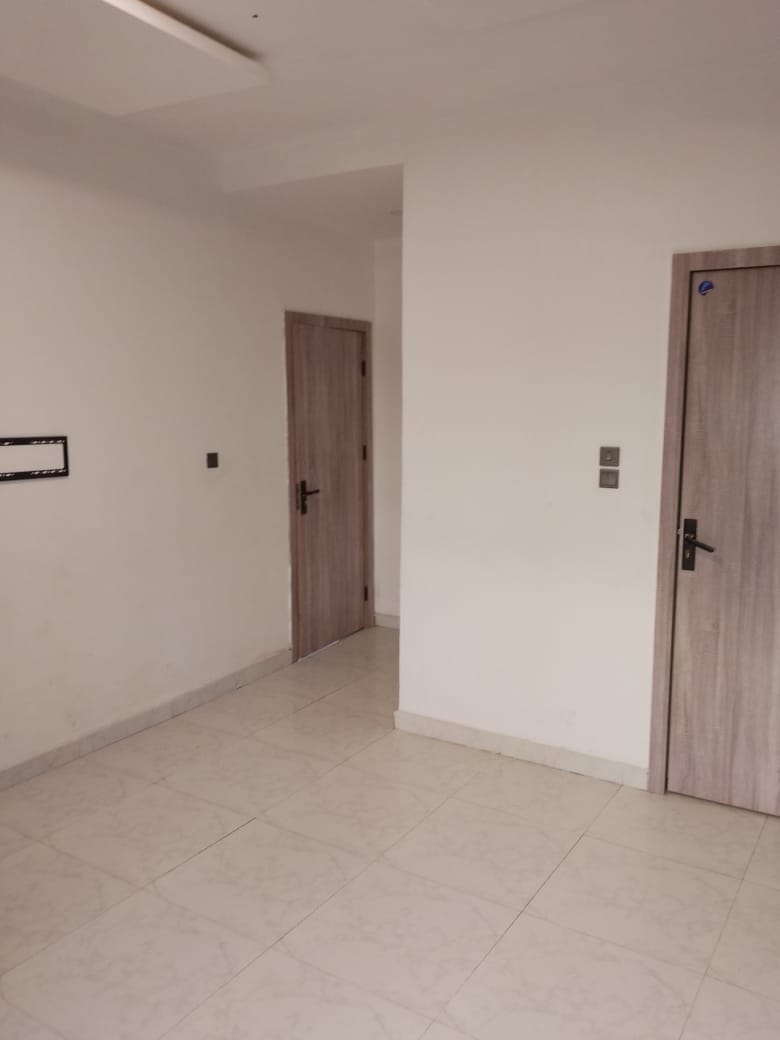 2 Bedroom Flat for SALE: