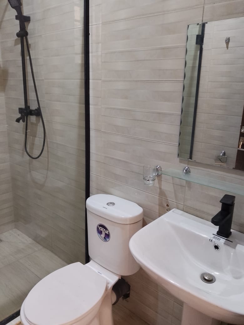 2 Bedroom Flat at Brownstone Estate for SALE: