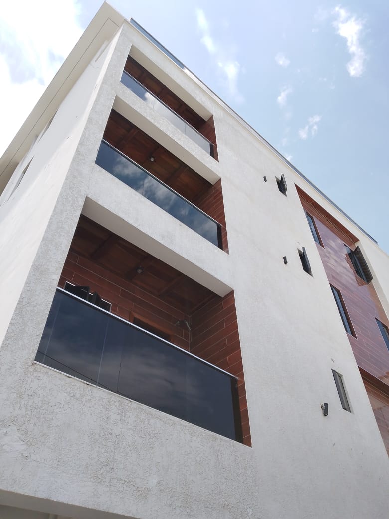 3 Bedroom Flat at Brownstone Estate for SALE: