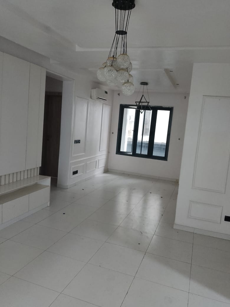 3 Bedroom Flat for SALE: